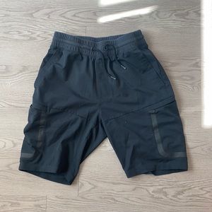Black Under Armour shorts size Medium